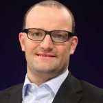 Отявлен гей и буркофоб се готви да смени Меркел